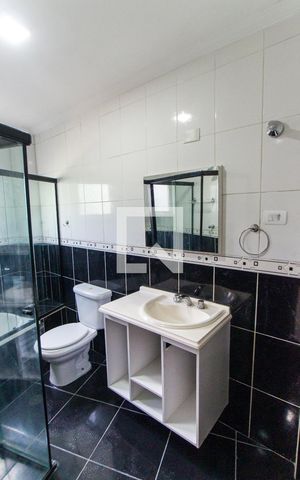 Apartamento à venda com 135m², 3 quartos e 1 vaga Apartamento à venda com 135m², 3 quartos e 1 vagaBanheiro da Suíte