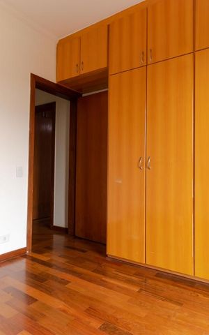 Apartamento para alugar com 116m², 3 quartos e 2 vagas Apartamento para alugar com 116m², 3 quartos e 2 vagasQuarto 02