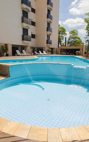Apartamento para alugar com 116m², 3 quartos e 2 vagas Apartamento para alugar com 116m², 3 quartos e 2 vagasÁrea comum - Piscina