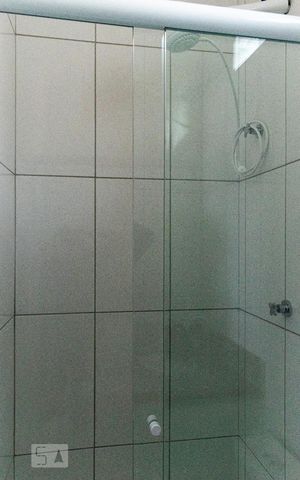Casa para alugar com 42m², 1 quarto e sem vagaBanheiro