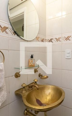 Apartamento à venda com 244m², 5 quartos e 3 vagasLavabo