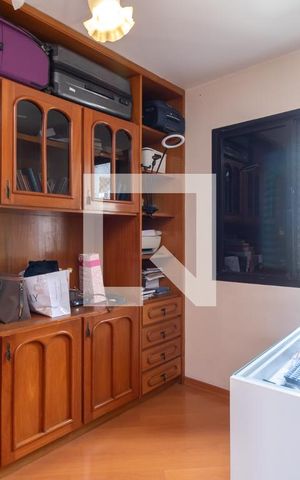 Apartamento à venda com 244m², 5 quartos e 3 vagasQuarto 4 / Escritório