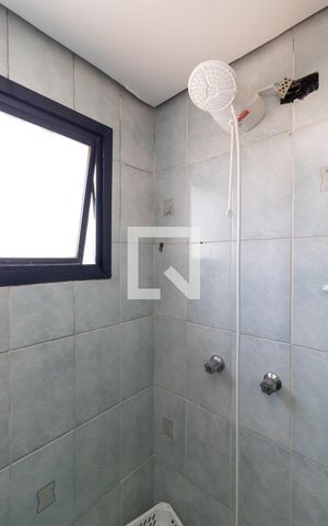 Apartamento à venda com 244m², 5 quartos e 3 vagasBanheiro da Suíte 2