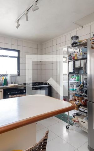 Apartamento à venda com 244m², 5 quartos e 3 vagasCozinha