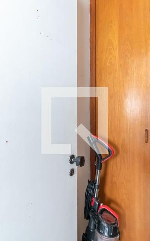 Apartamento à venda com 244m², 5 quartos e 3 vagasQuarto de Serviço