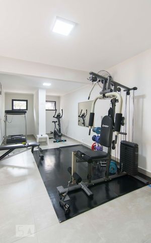 Apartamento à venda com 244m², 5 quartos e 3 vagasÁrea comum - Academia