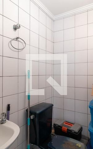 Apartamento à venda com 244m², 5 quartos e 3 vagasBanheiro de Serviço