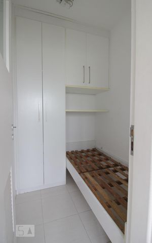 Apartamento à venda com 197m², 4 quartos e sem vagaQuarto de serviço