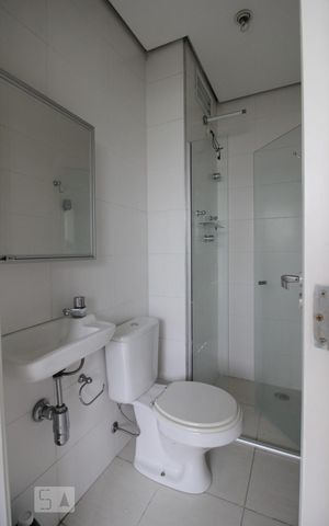 Apartamento à venda com 197m², 4 quartos e sem vagaBanheiro de serviço