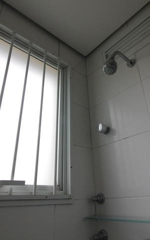 Apartamento à venda com 197m², 4 quartos e sem vagaChuveiro
