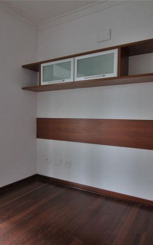 Apartamento à venda com 197m², 4 quartos e sem vagaQuarto 1