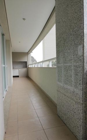 Apartamento à venda com 197m², 4 quartos e sem vagaVaranda