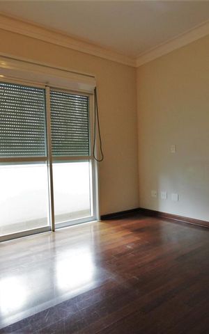 Apartamento à venda com 197m², 4 quartos e sem vagaSuíte 2