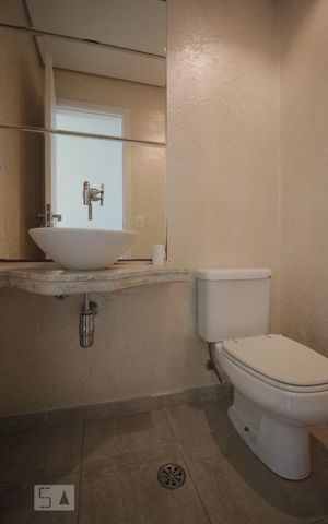 Apartamento à venda com 197m², 4 quartos e sem vagaLavabo