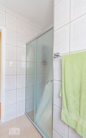 Casa à venda com 140m², 3 quartos e 2 vagasBanheiro Social