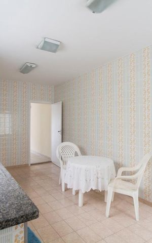 Casa à venda com 140m², 3 quartos e 2 vagasCozinha