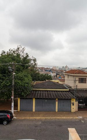 Casa à venda com 140m², 3 quartos e 2 vagasVista