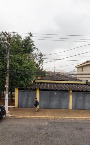 Casa à venda com 140m², 3 quartos e 2 vagasVista