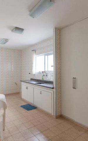 Casa à venda com 140m², 3 quartos e 2 vagasCozinha