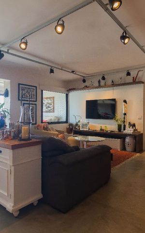 Apartamento à venda com 168m², 2 quartos e 3 vagas Apartamento à venda com 168m², 2 quartos e 3 vagasSala