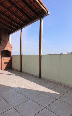 Casa à venda com 210m², 3 quartos e 4 vagasChurrasqueira