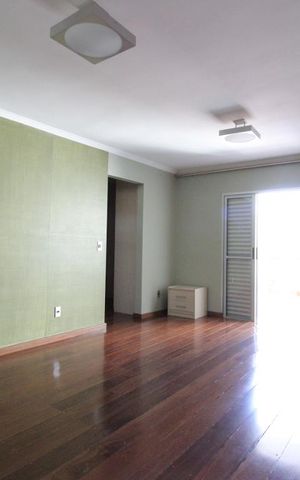Casa à venda com 210m², 3 quartos e 4 vagasQuarto 1