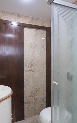 Apartamento à venda com 190m², 3 quartos e 2 vagas Apartamento à venda com 190m², 3 quartos e 2 vagasBanheiro