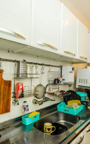 Apartamento à venda com 100m², 2 quartos e 2 vagas Apartamento à venda com 100m², 2 quartos e 2 vagasCozinha