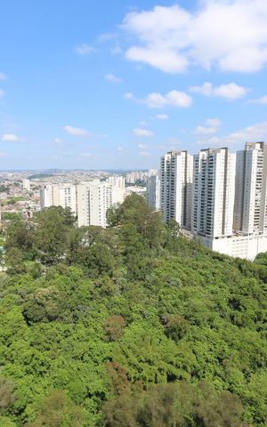 Apartamento para alugar com 224m², 3 quartos e 3 vagasvista