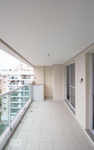 Apartamento para alugar com 164m², 3 quartos e 2 vagasVaranda