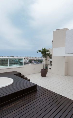 Apartamento para alugar com 164m², 3 quartos e 2 vagasTerraço
