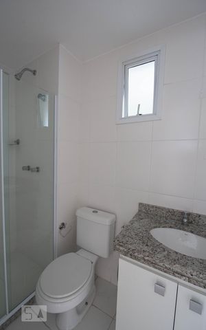 Apartamento para alugar com 164m², 3 quartos e 2 vagasBanheiro social