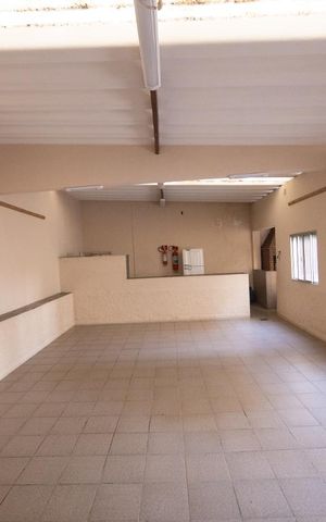 Apartamento à venda com 64m², 2 quartos e 1 vaga Apartamento à venda com 64m², 2 quartos e 1 vagaÁrea comum - Salão de festas