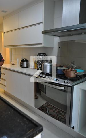 Apartamento à venda com 144m², 3 quartos e 2 vagasCozinha - Armários