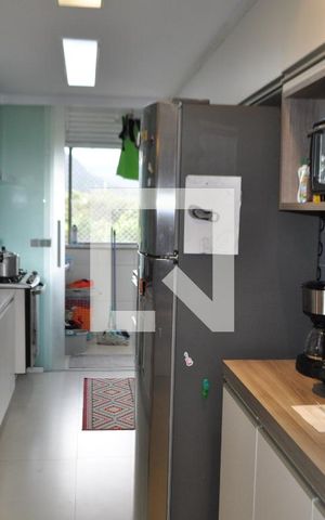 Apartamento à venda com 144m², 3 quartos e 2 vagasCozinha - Armários