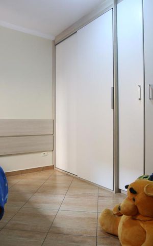 Casa à venda com 255m², 4 quartos e 4 vagas Casa à venda com 255m², 4 quartos e 4 vagasQuarto 3