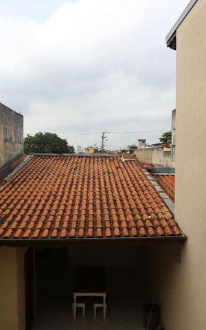 Casa à venda com 255m², 4 quartos e 4 vagas Casa à venda com 255m², 4 quartos e 4 vagasVista do Quarto 1