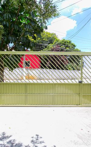 Casa à venda com 253m², 3 quartos e 2 vagasGaragem