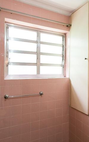 Casa à venda com 253m², 3 quartos e 2 vagasBanheiro Social