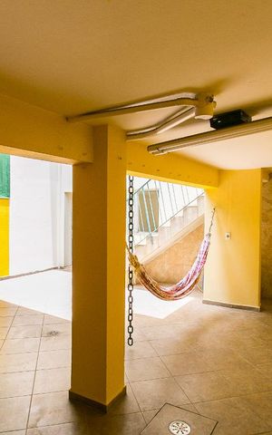 Casa à venda com 253m², 3 quartos e 2 vagasVaranda com Churrasqueira