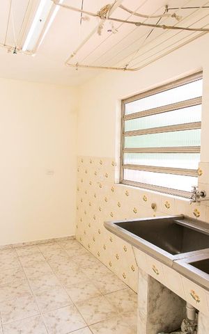 Casa à venda com 253m², 3 quartos e 2 vagasÁrea de Serviço