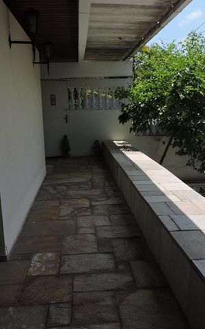 Casa à venda com 800m², 5 quartos e 6 vagasQuintal