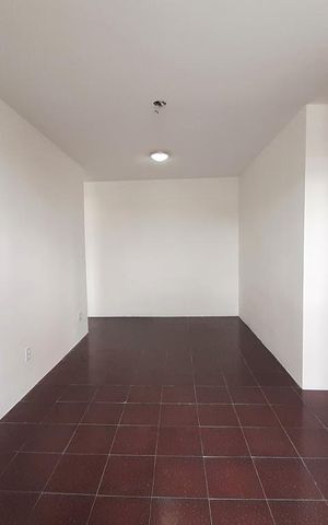 Apartamento à venda com 70m², 2 quartos e 1 vaga Apartamento à venda com 70m², 2 quartos e 1 vagaSala