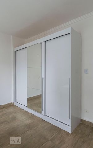 Apartamento à venda com 119m², 3 quartos e sem vagaQuarto 2 (Armários)