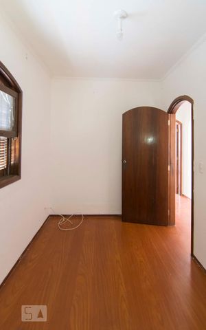 Casa à venda com 130m², 3 quartos e 2 vagasQuarto 2
