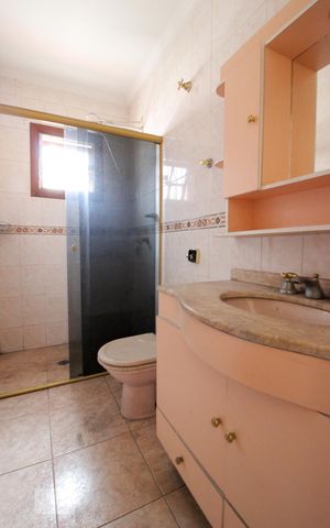 Casa à venda com 360m², 3 quartos e 4 vagasSuíte Quarto 1