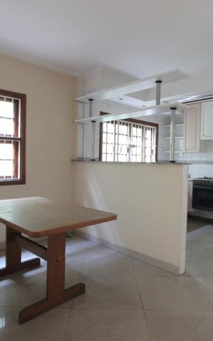 Casa à venda com 360m², 3 quartos e 4 vagasCozinha