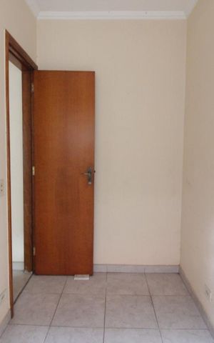 Casa à venda com 360m², 3 quartos e 4 vagasQuarto de Serviço