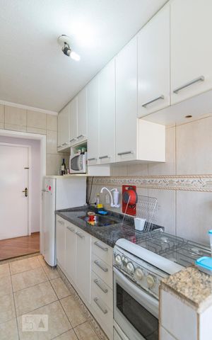 Apartamento à venda com 52m², 2 quartos e 1 vaga Apartamento à venda com 52m², 2 quartos e 1 vagaCozinha