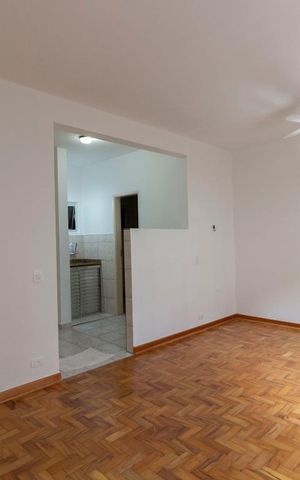 Studio para alugar com 38m², 1 quarto e sem vaga Studio para alugar com 38m², 1 quarto e sem vagaSala
